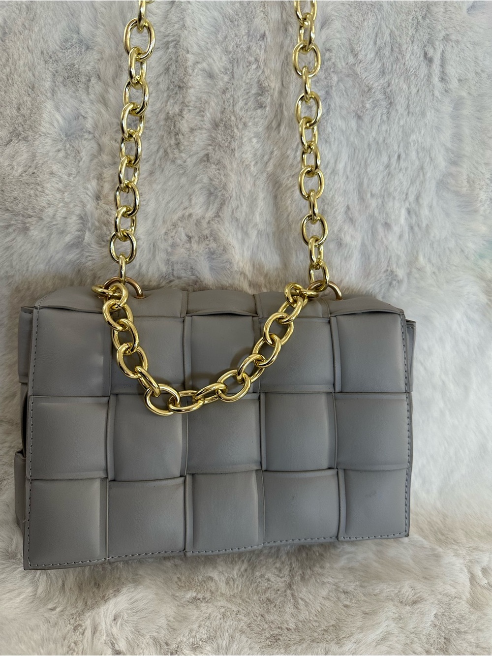 Woven-Panel Shoulder Bag with Gold Chain Strap in Gray